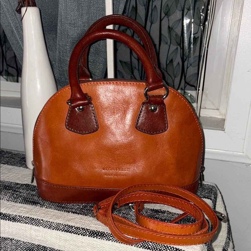 Vera Pelle Italy Women's Tan and Brown Leather Bag